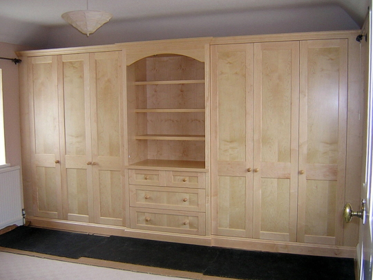 Maple breakfronted wardrobe (3)