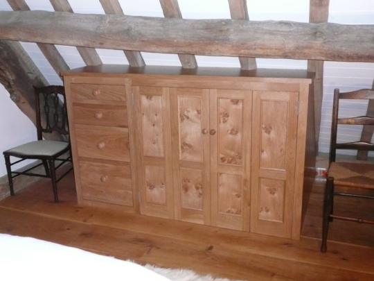 Burr oak low wardrobe